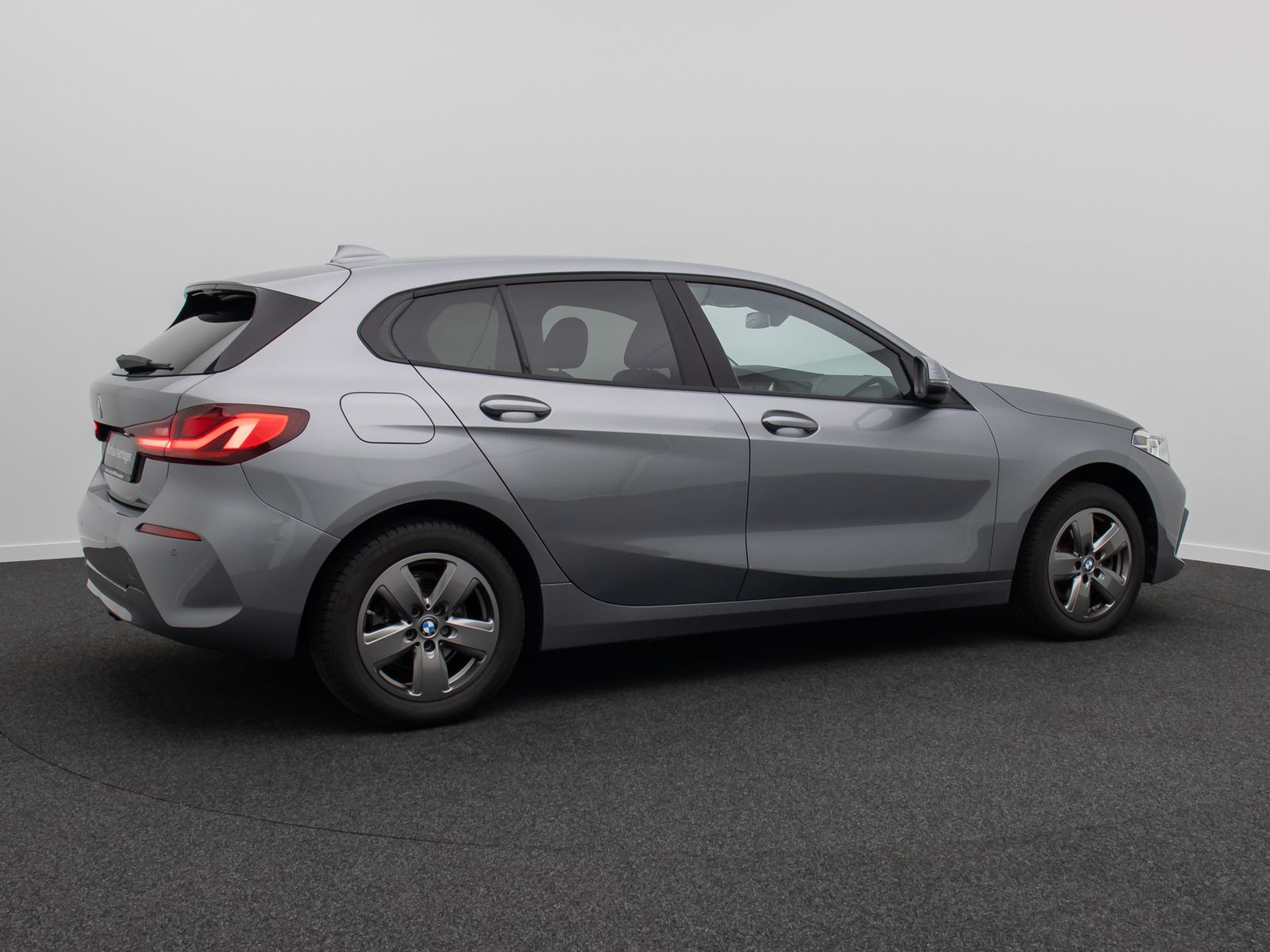 Fahrzeugabbildung BMW 118i GeschwindigReg DAB AHK DriveAs LED CockpitP