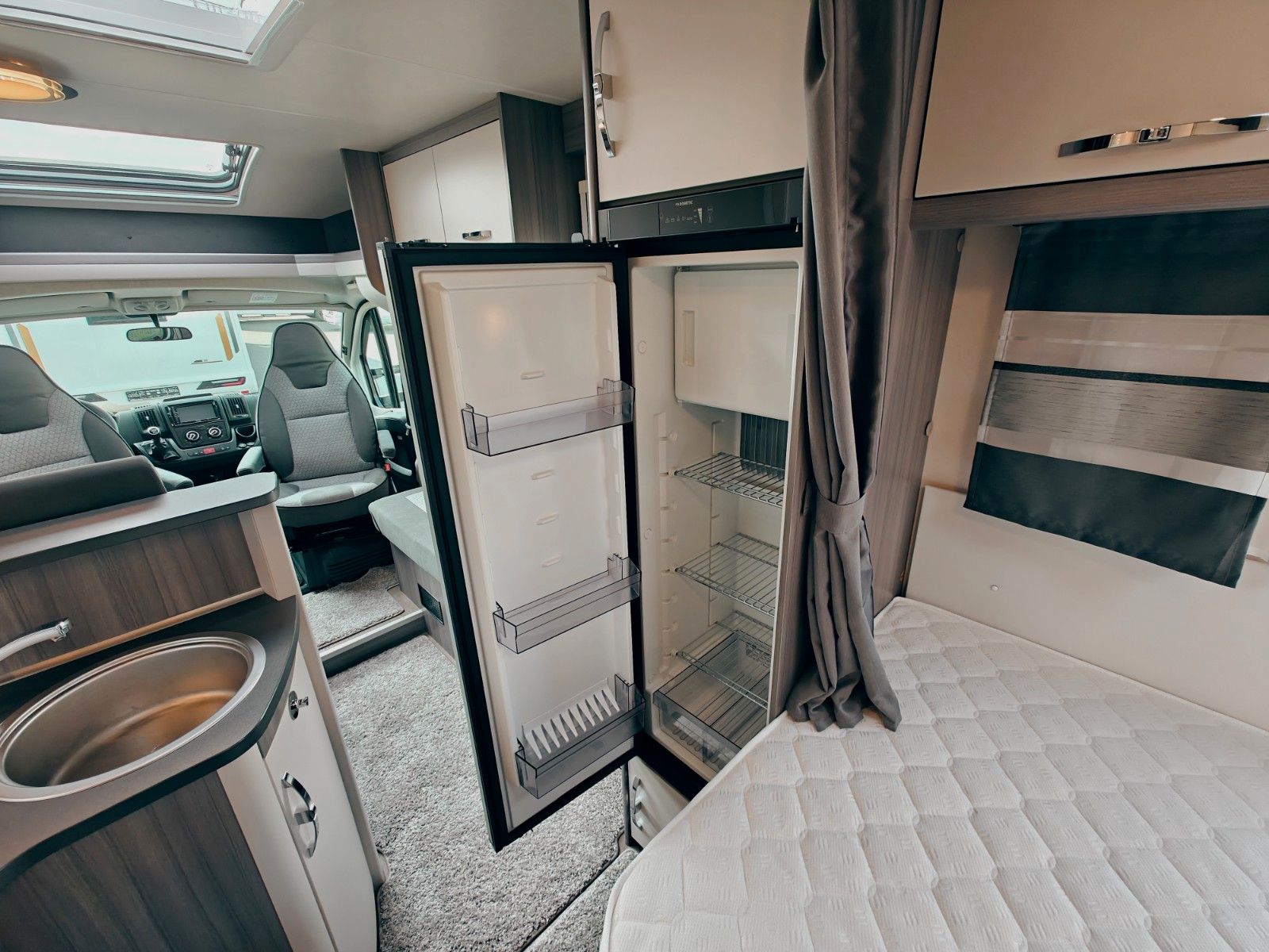 Fahrzeugabbildung Hobby OPTIMA OnTour T70 F - 1. HAND