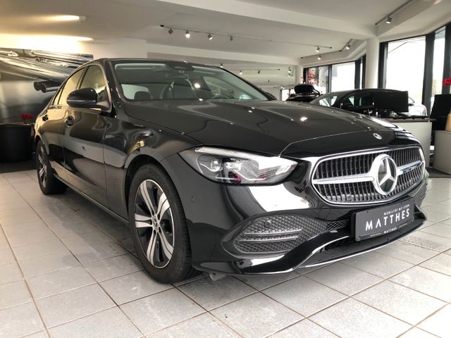 Fahrzeugabbildung Mercedes-Benz C 200 / Avantgarde/LED/Schiebedach/Businesspaket