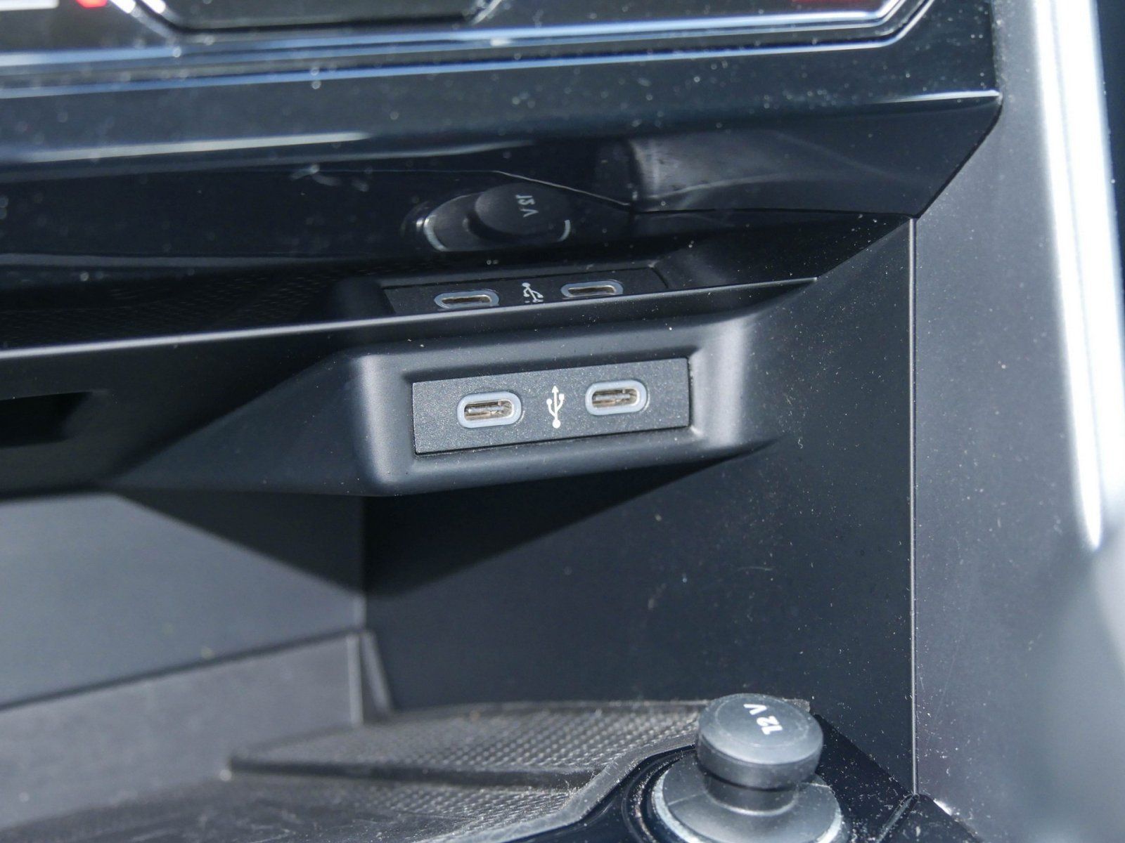 Volkswagen T-Roc - Bild 11