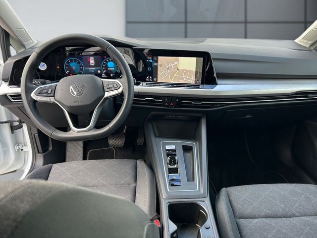 Golf VIII Variant 1.5 eTSI Life *DSG*LED*NAVI*DA