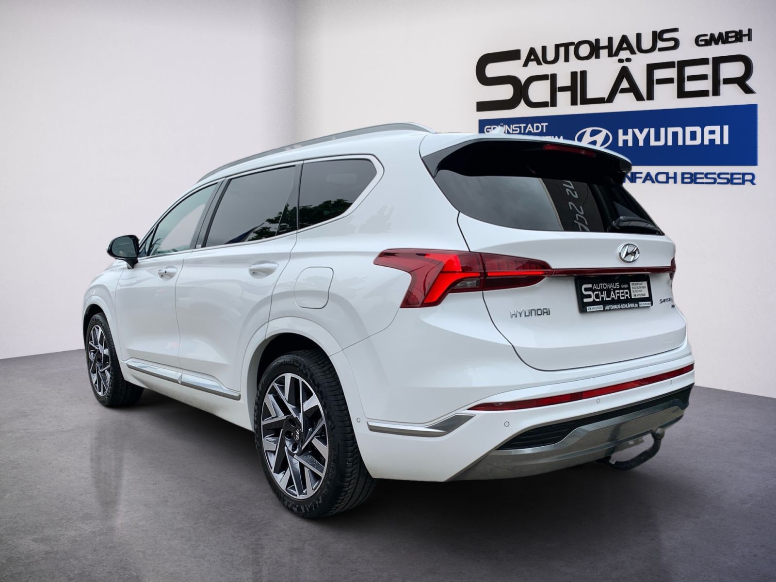 Fahrzeugabbildung Hyundai SANTA FE 2.2 CRDi Signature 4WD SEVEN AHK 1Hd