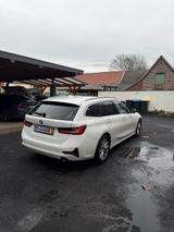 BMW 318i Touring Auto Totwinkel Kamera Parkassistent - BMW 318 in Köln