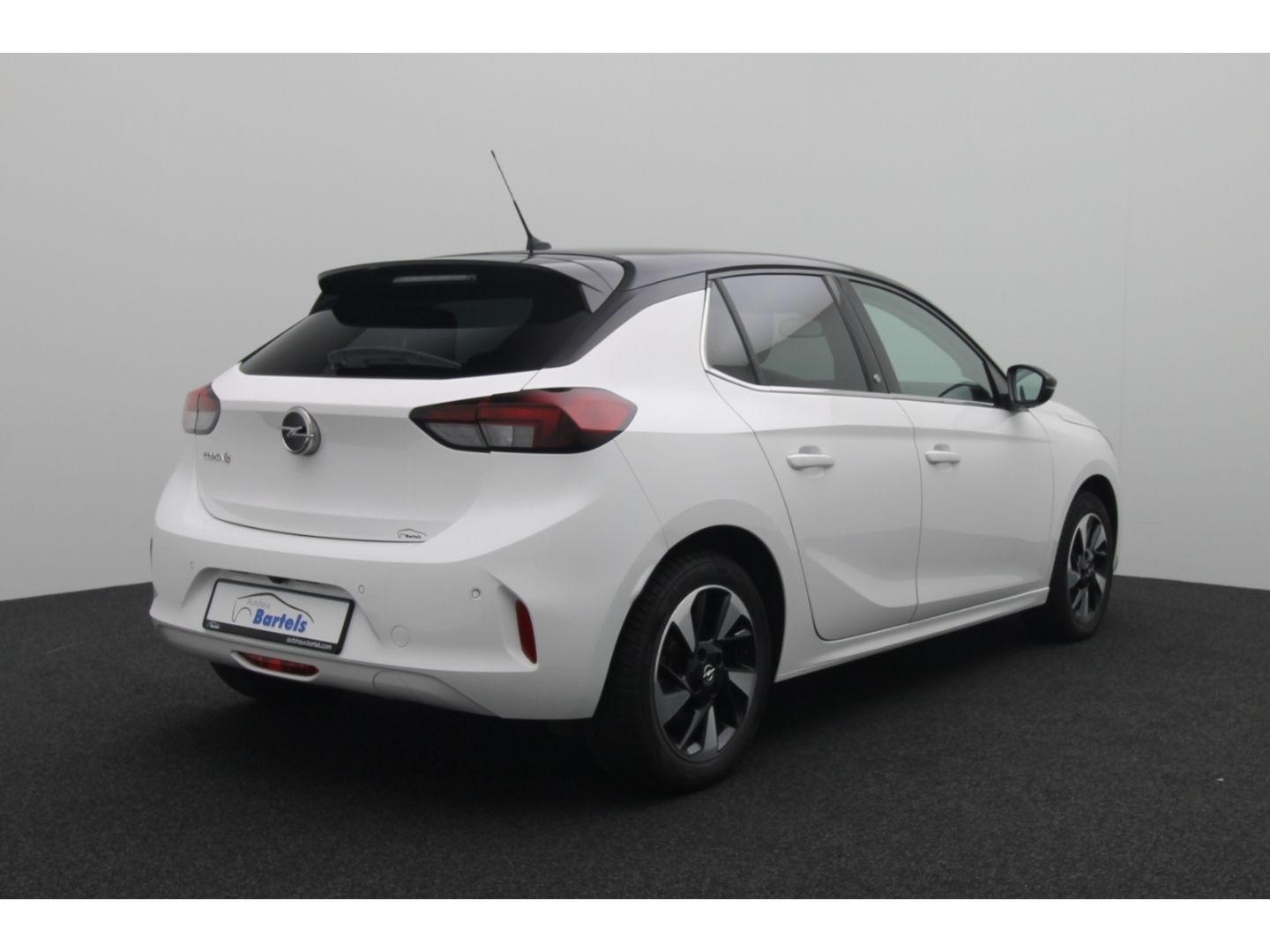 Fahrzeugabbildung Opel Corsa-e Corsa F e Elegance Kamera Sitzheizung