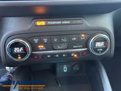 Foto Nummer 14: FORD Focus