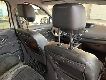 MYAUTOCENTER – Gebraucht- und Jahreswagen mit Werkstattservice in Pfaffenhofen Renault Scenic III BOSE Edition *Klima*Navi*Bluetooth*