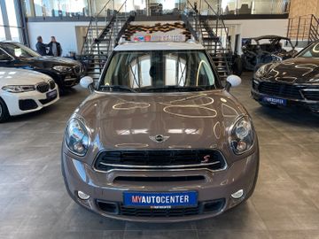 MINI Cooper SD Countryman *PANO*PDC*NAVI*BI-XENON*