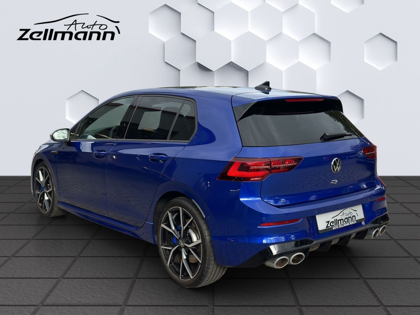 Golf R VIII 2.0 TSI 4Motion DSG 235kW LED PanoSc