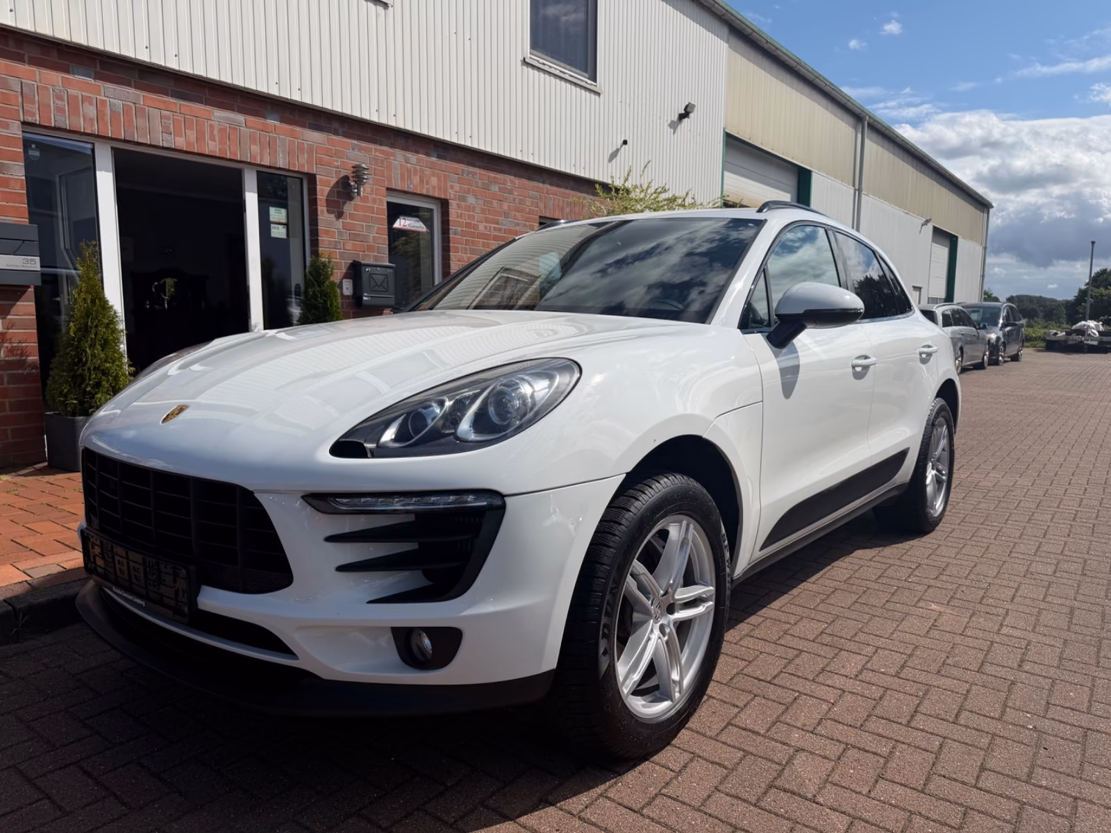 Porsche Macan S