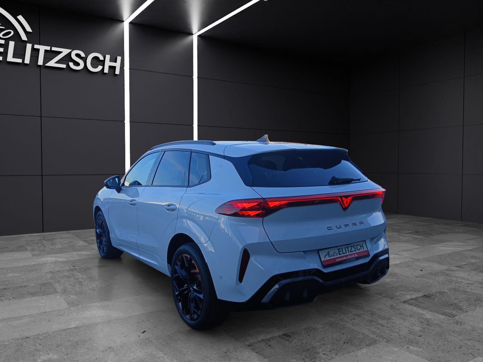 Fahrzeugabbildung CUPRA Terramar VZ 2.0 TSI AHK Sennh. Int.DriveXL