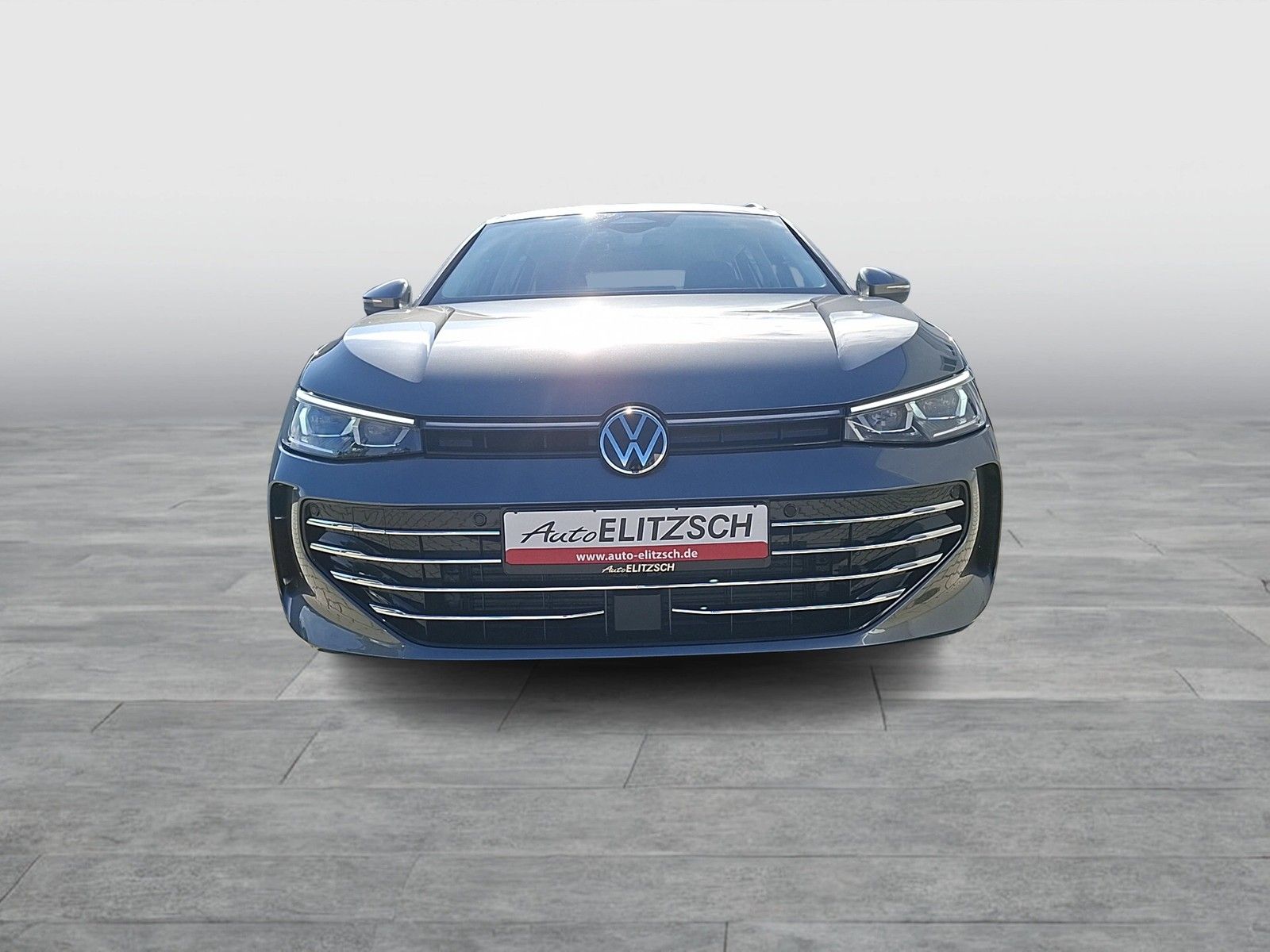 Fahrzeugabbildung Volkswagen Passat Variant TDI Elegance DSG Matrix AHK Navi