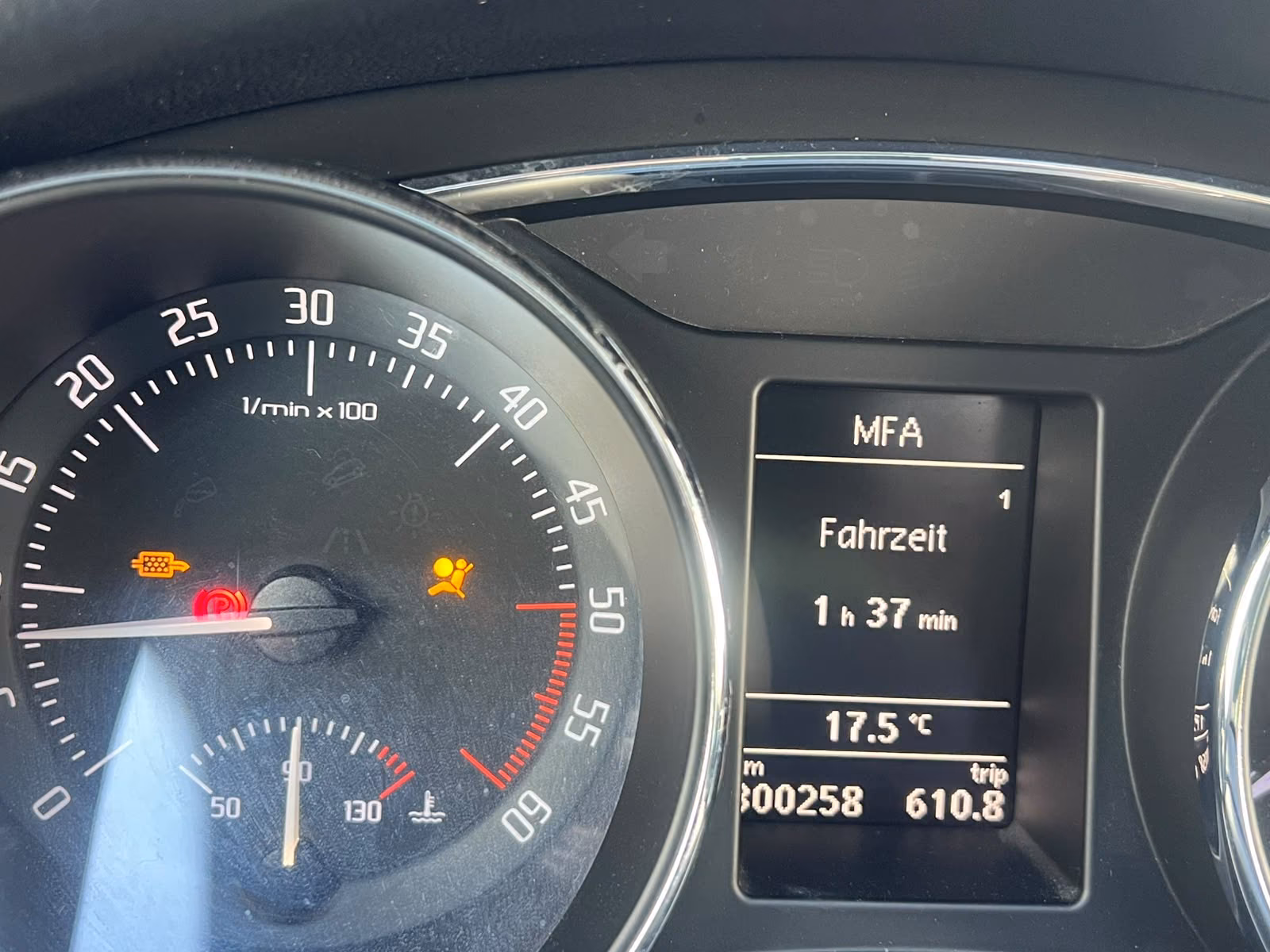 Skoda Superb 2011 — photo 22