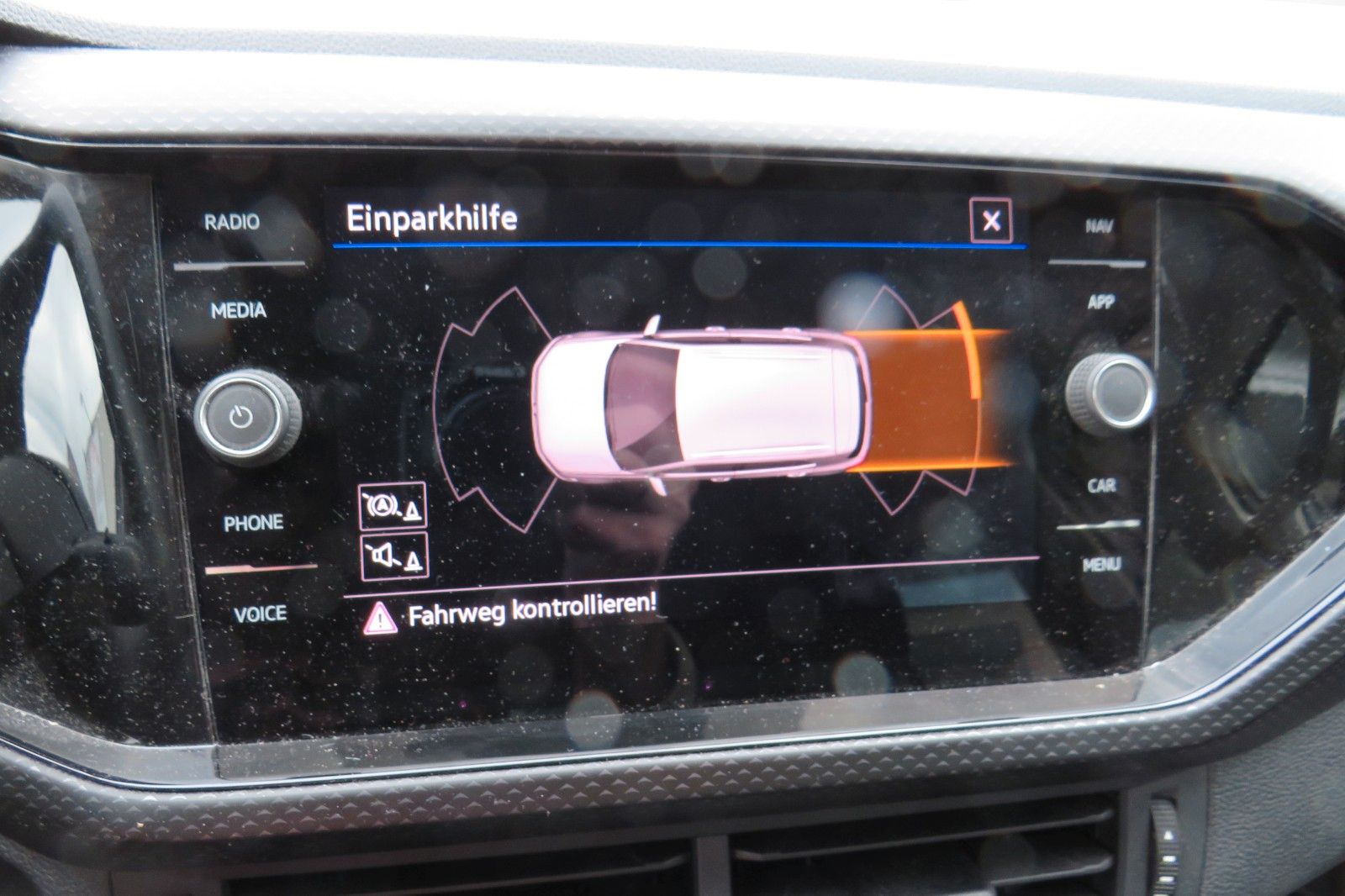 Fahrzeugabbildung Volkswagen T-Cross Life DSG PDC TELVOR SITZH. 1H.