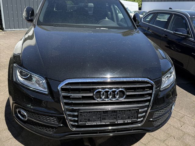 AUDI Q5 quattro,AHK,S-Line,Navi,wenig KM