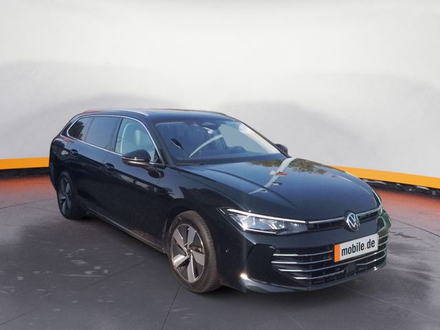 Volkswagen Passat TDI Elegance DSG Matrix STH AHK Navi Pano