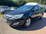 Opel Astra J Lim. 5-trg. Edition *Klima*Tempo*1.Hand* - Opel Astra aus 2010: Edition