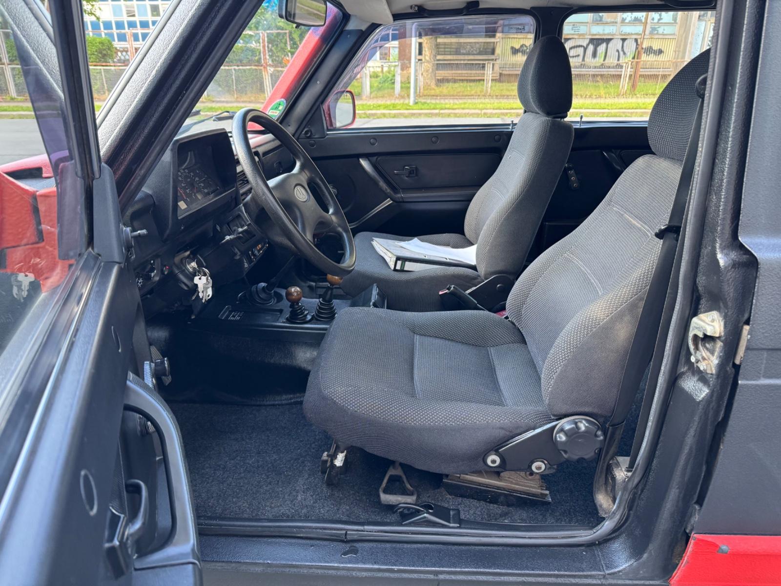 LADA NIVA - 1.7I 4X4 ORIGINAL - 83 CV - BVM - ATTELAGE FIXE