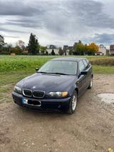 BMW 325 gepflegt, vermut. Zylinderkopfdichtungschade - gebrauchte BMW 325 aus dem Jahr 2002