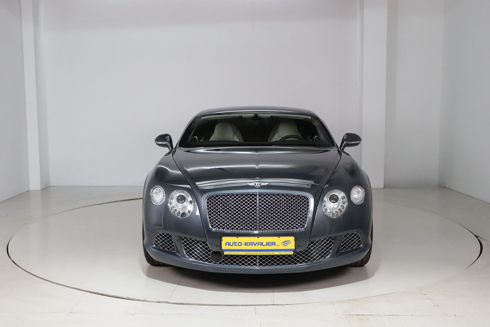 Fahrzeugabbildung Bentley Continental GT 6.0 4WD Navi * Xenon