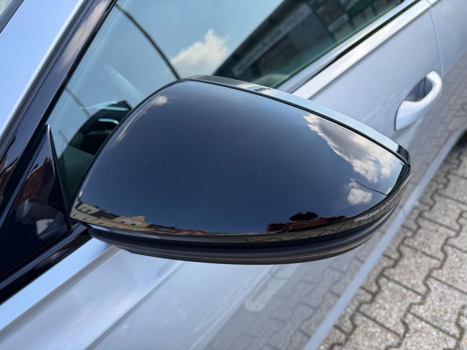 Fahrzeugabbildung Audi A6 Lim. 50 TFSI e quattro sport S-LINE BLACK EDI