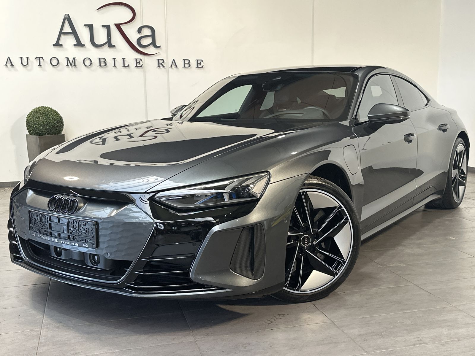 Fahrzeugabbildung Audi RS e-tron GT Qu NAV+LED+HUD+360°+PANO+B&O+VCOCK