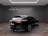 Opel Insignia 2.0 Turbo ST Innovation 4x4 /LED/LHZ - Opel Insignia: Allradantrieb, Turbo