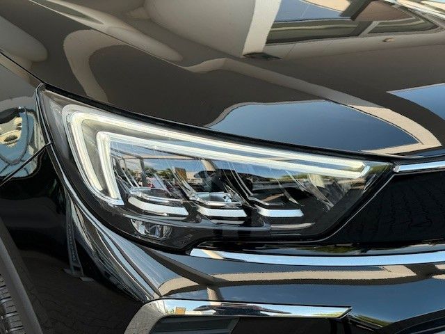 Fahrzeugabbildung Opel Crossland Elegance 110PS Kamera/Navi/Allwetter!