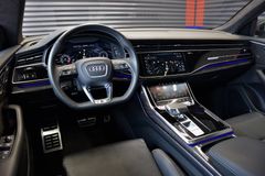 Fahrzeugabbildung Audi SQ8 4.0 TDI quattro Matrix Pano ACC B&O Carb 22"