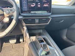 CUPRA Leon 1.5 eTSI DSG LED Navi Edge Fahrass 18'' ACC CUPRA Leon 1.5 eTSI DSG LED Navi Edge Fahrass 18'' ACC