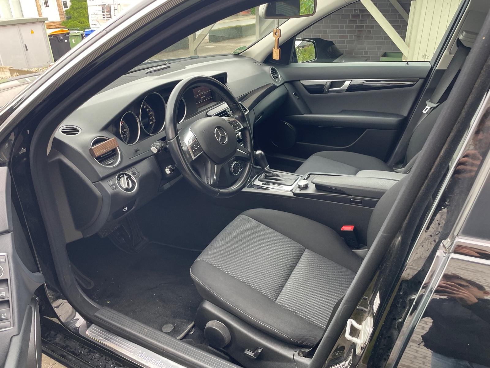 Mercedes-Benz C200 2013 — photo 6