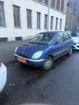 Daihatsu Sirion 1.0 neue Allwetterreifen, TÜV neu - Daihatsu Sirion aus 2002