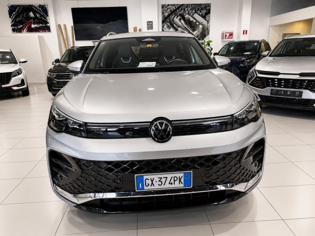 Volkswagen VOLKSWAGEN Tiguan R-Line DSG 2.0 TDI 150 CV Alca imagem 3