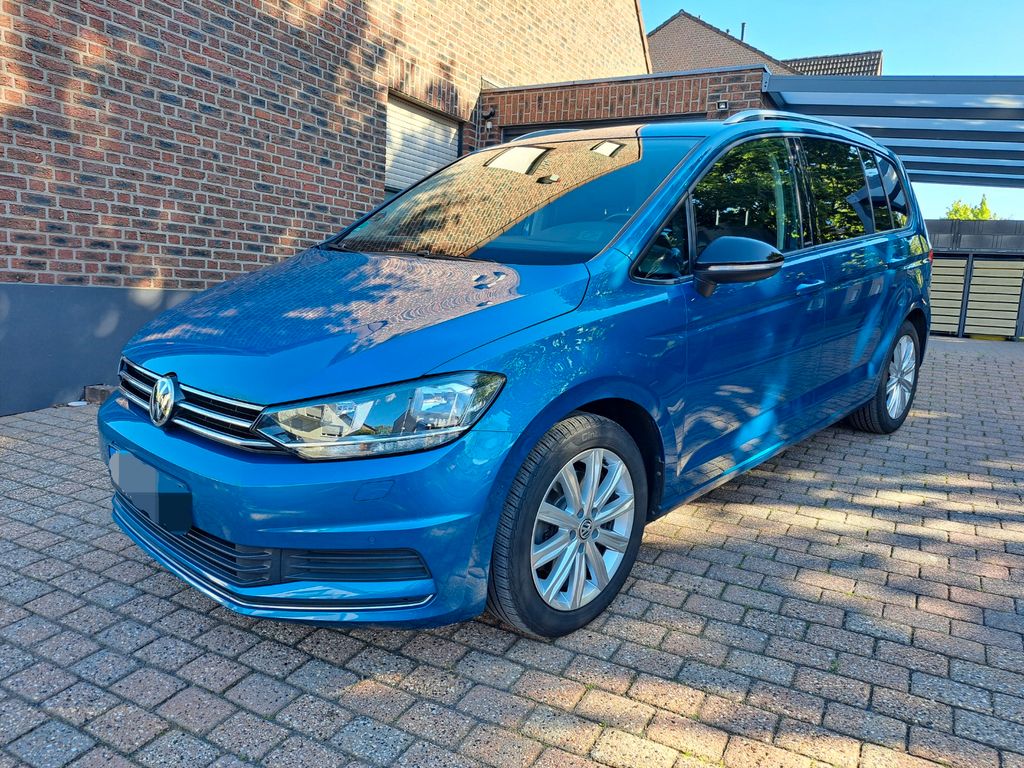 Image of Volkswagen Touran