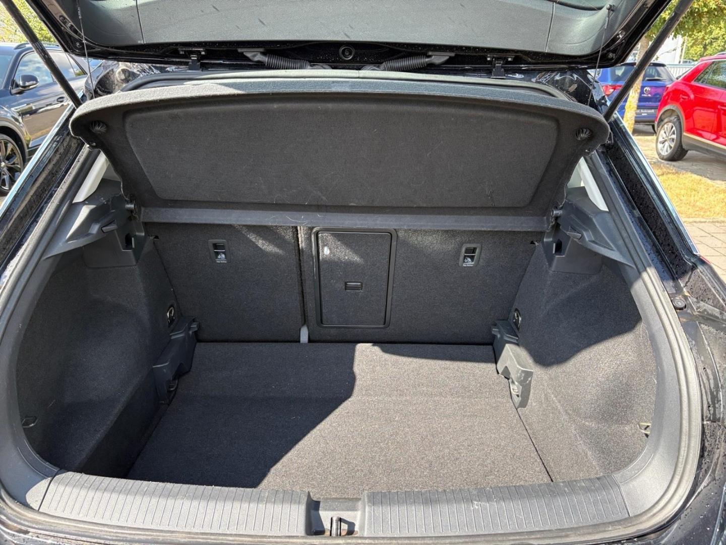 Volkswagen T-Roc Style 1.0 TSI ACC Apple CarPlay Bluetooth, миниатюра 10