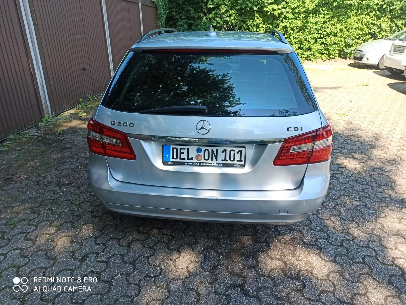 Mercedes-Benz 200 2010 — photo 8