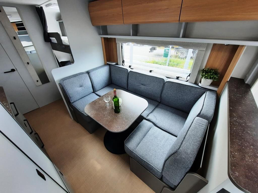 Fahrzeugabbildung Bürstner B66 560 TK Verfüg./Sparen Sie 4.630,- €