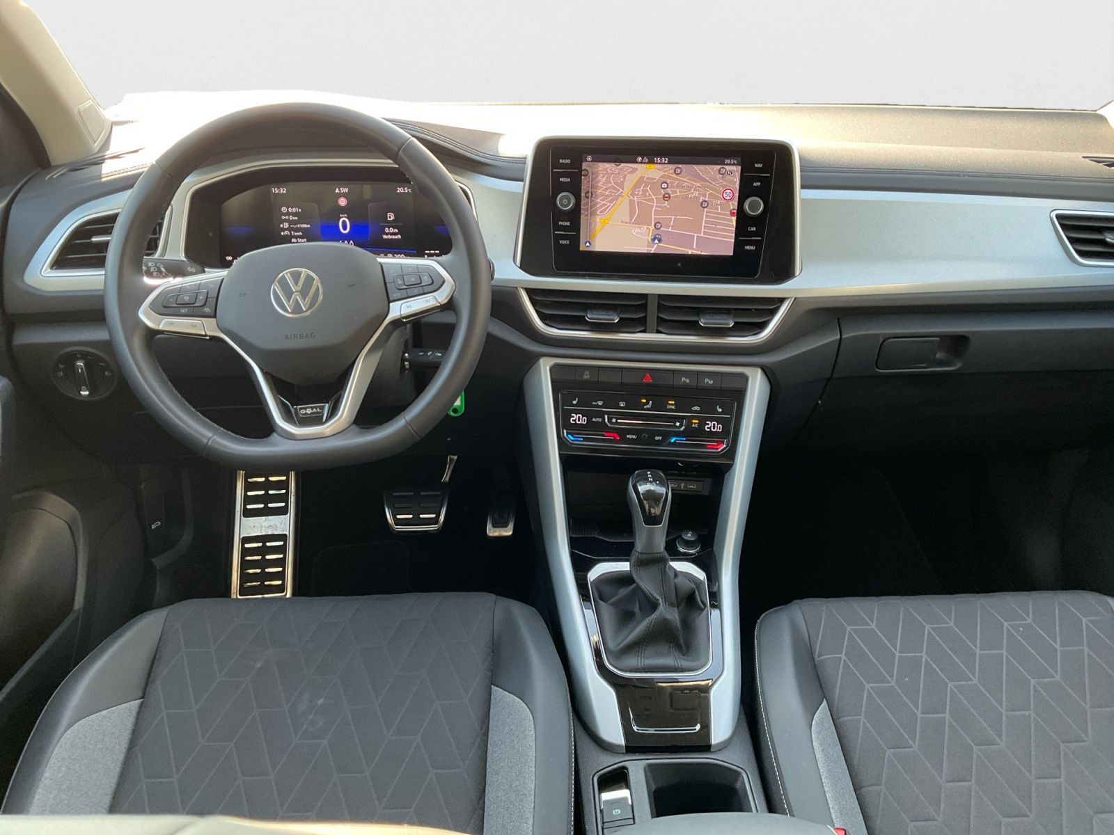 Volkswagen T-Roc - Bild 11