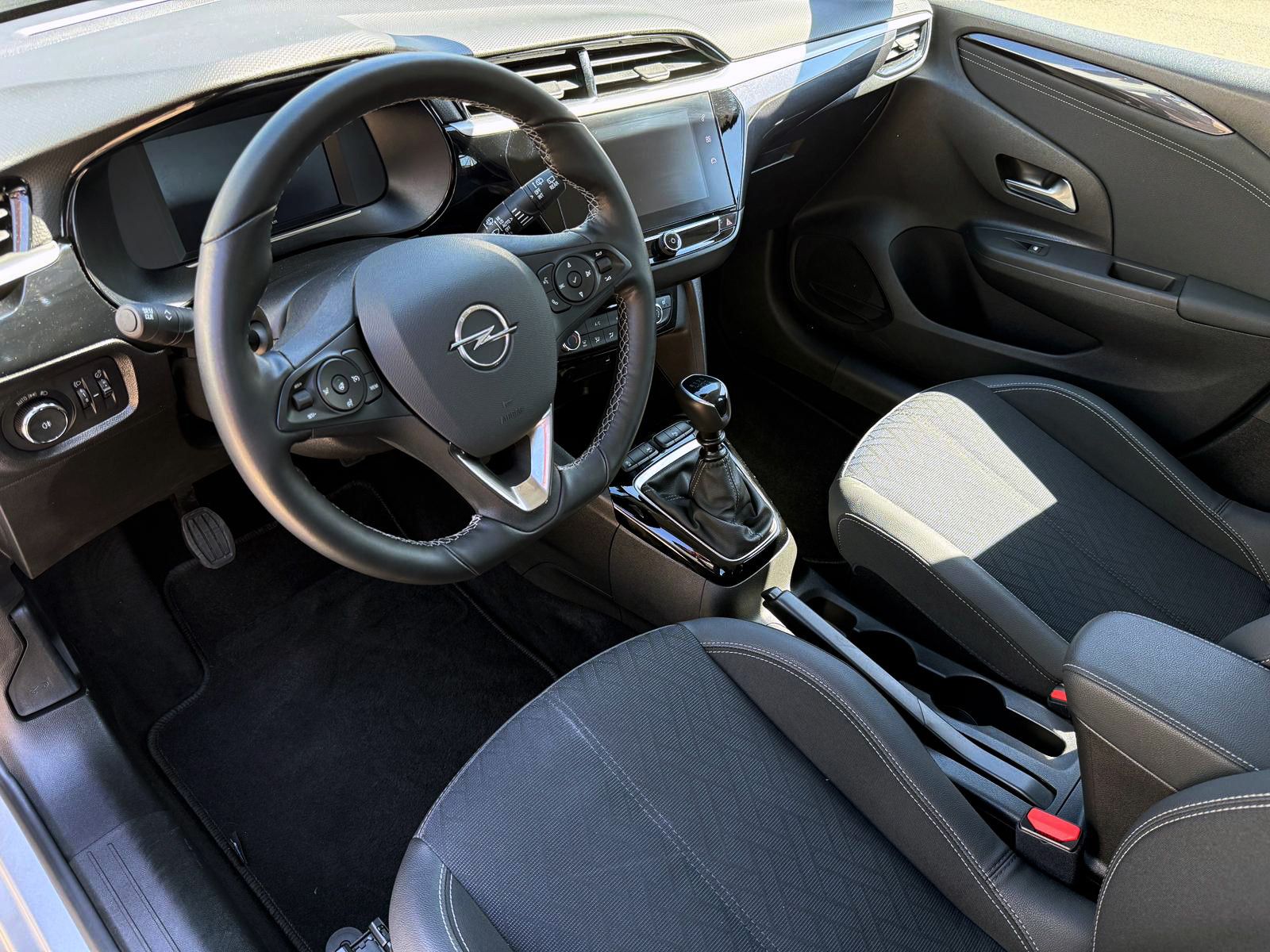 Fahrzeugabbildung Opel Corsa-F Elegance 1.2 Turbo LED SHZ NAV TEMP PDC