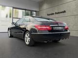 Mercedes-Benz E 250 E Coupe E 250 CGI BlueEfficiency *NAVI*PDC - Mercedes-Benz E 250: Coupe
