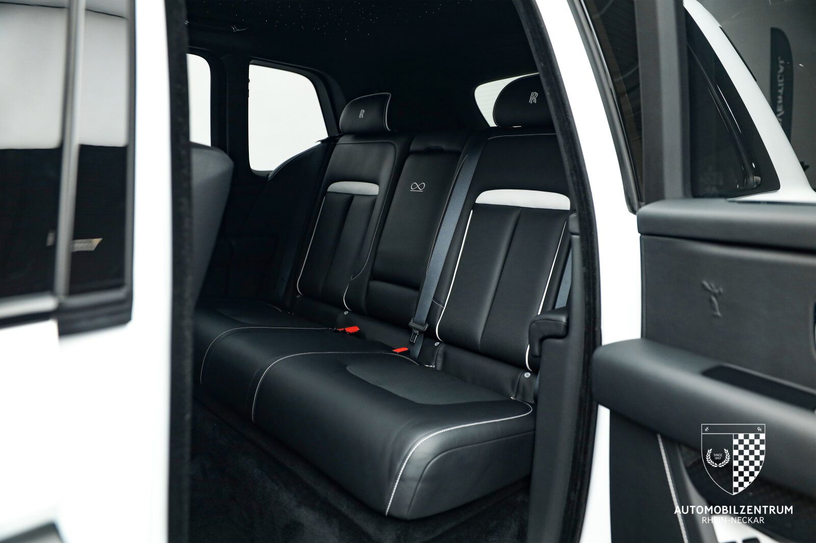 Rolls-Royce Cullinan - Bild 17