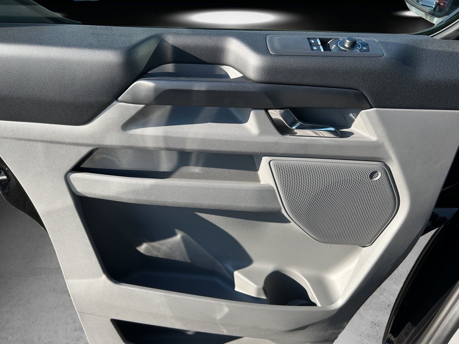 Fahrzeugabbildung Ford Tourneo Custom Titanium X Automatik,FGS,AHK