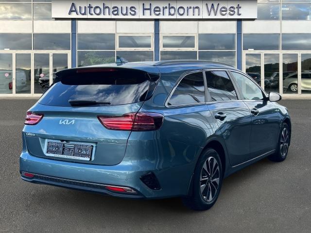 Kia Ceed_sw GOLD Plus 1.5 T-GDI Automatik Navi Klima