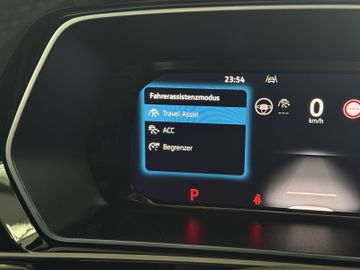 Volkswagen Caddy Maxi 1.5TSI DSG STYLE LED ACC KAMERA AHK