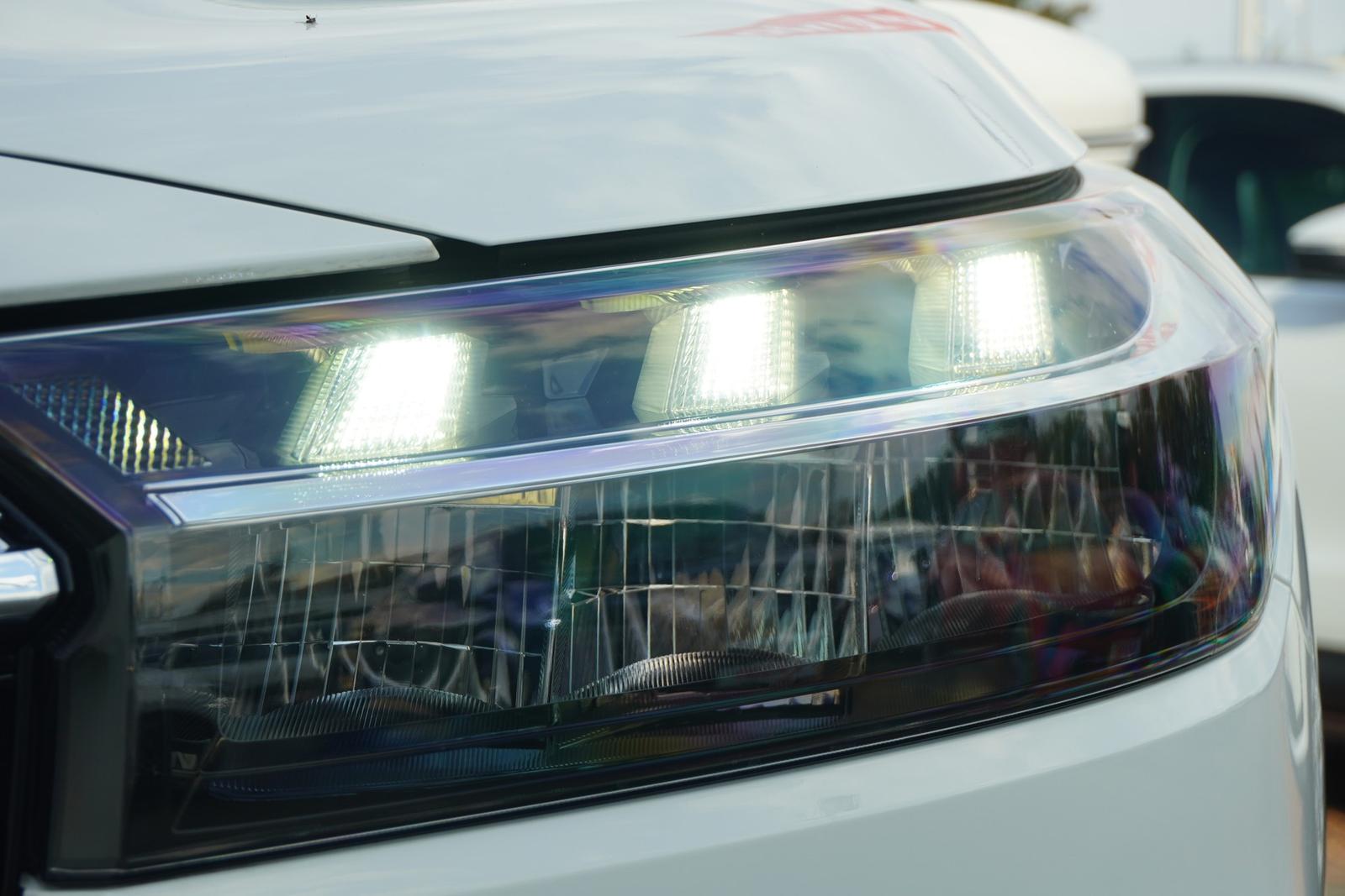 Suzuki S-Cross 1.4 M-Hybrid Comfort LED Navi Kamera PDC