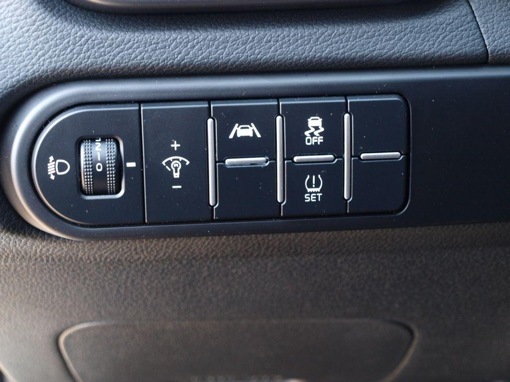 Kia Ceed SW 1.5 T DCT7 NAVI KAM ALU SHZG LED 4 WKR