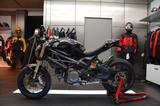 Ducati Monster 1100 Evo Black - Ducati Motorräder in München