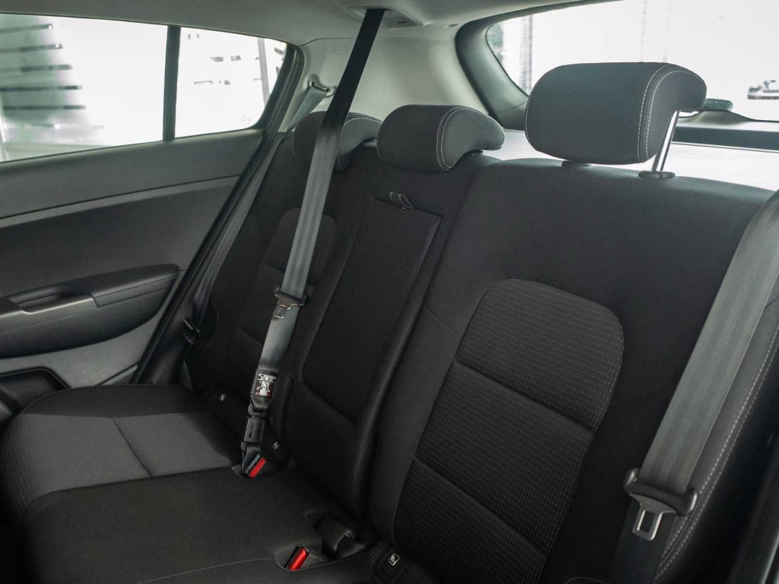 Fahrzeugabbildung Kia Sportage Vision 2WD AUTOM./SITZHZG./KAMERA/DAB