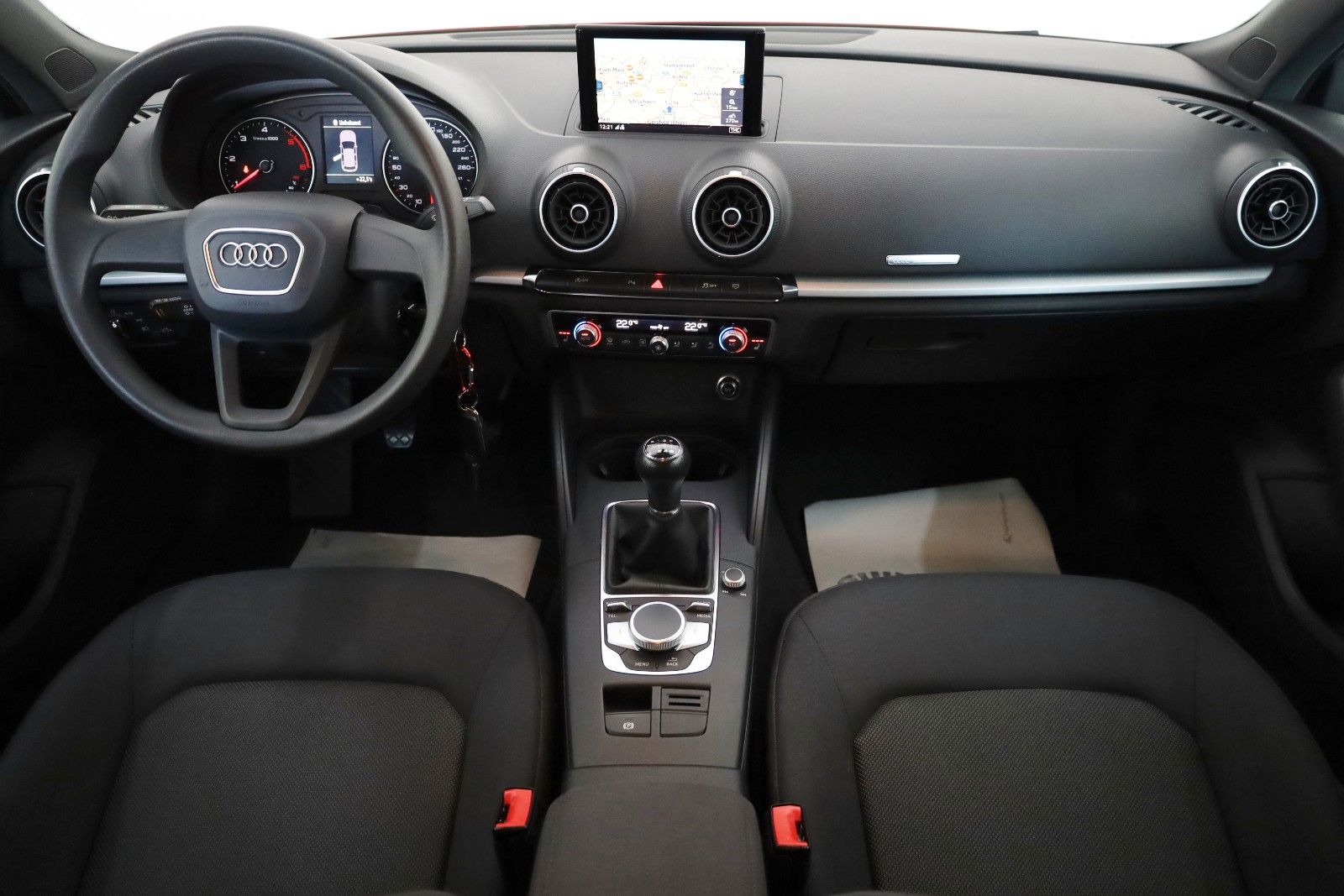 Fahrzeugabbildung Audi A3 Sportback 30 TDI Navi,Xenon,SH,PDC,Allwetter