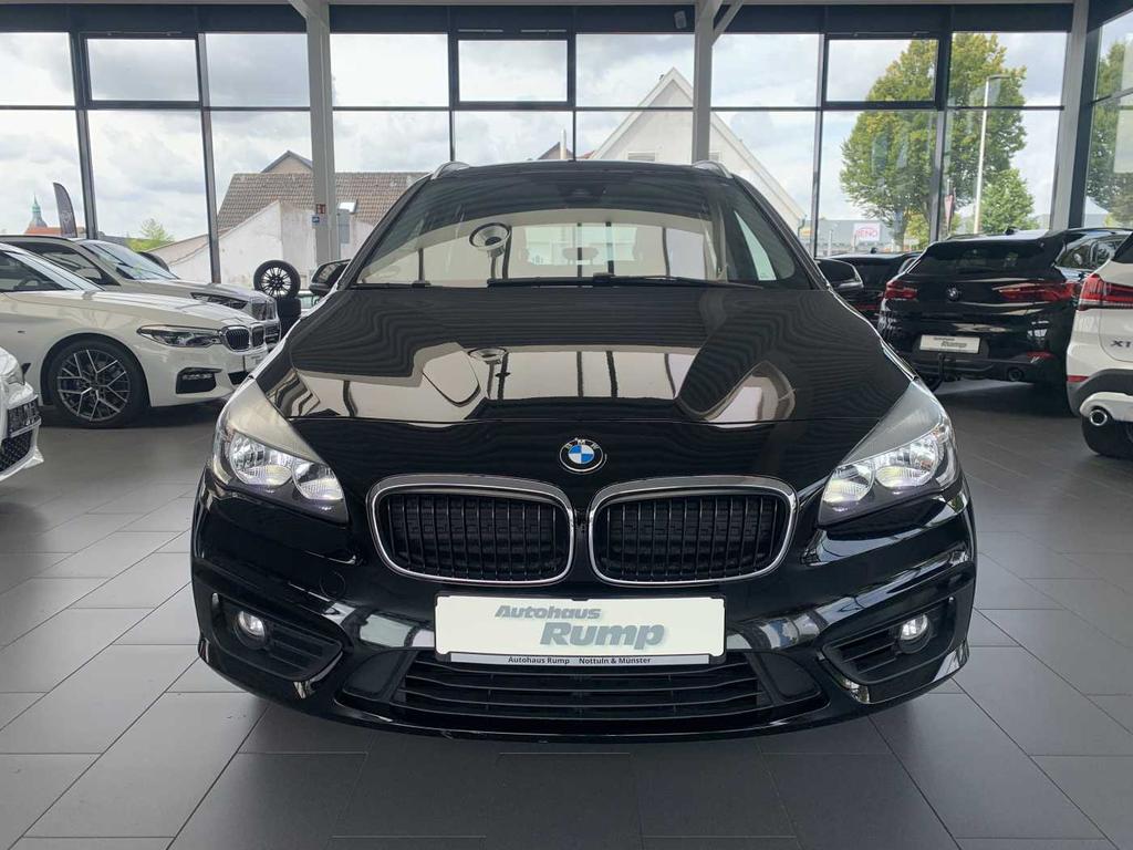 BMW 218