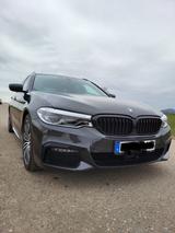 BMW 520d Touring - M-Paket - Pano - HUD - AllwReifen - BMW 520: 520d M Paket